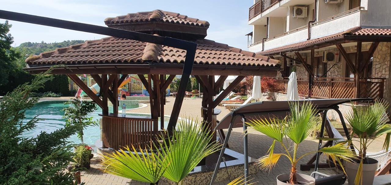 Mm Complex Apartment Primorsko Exterior foto